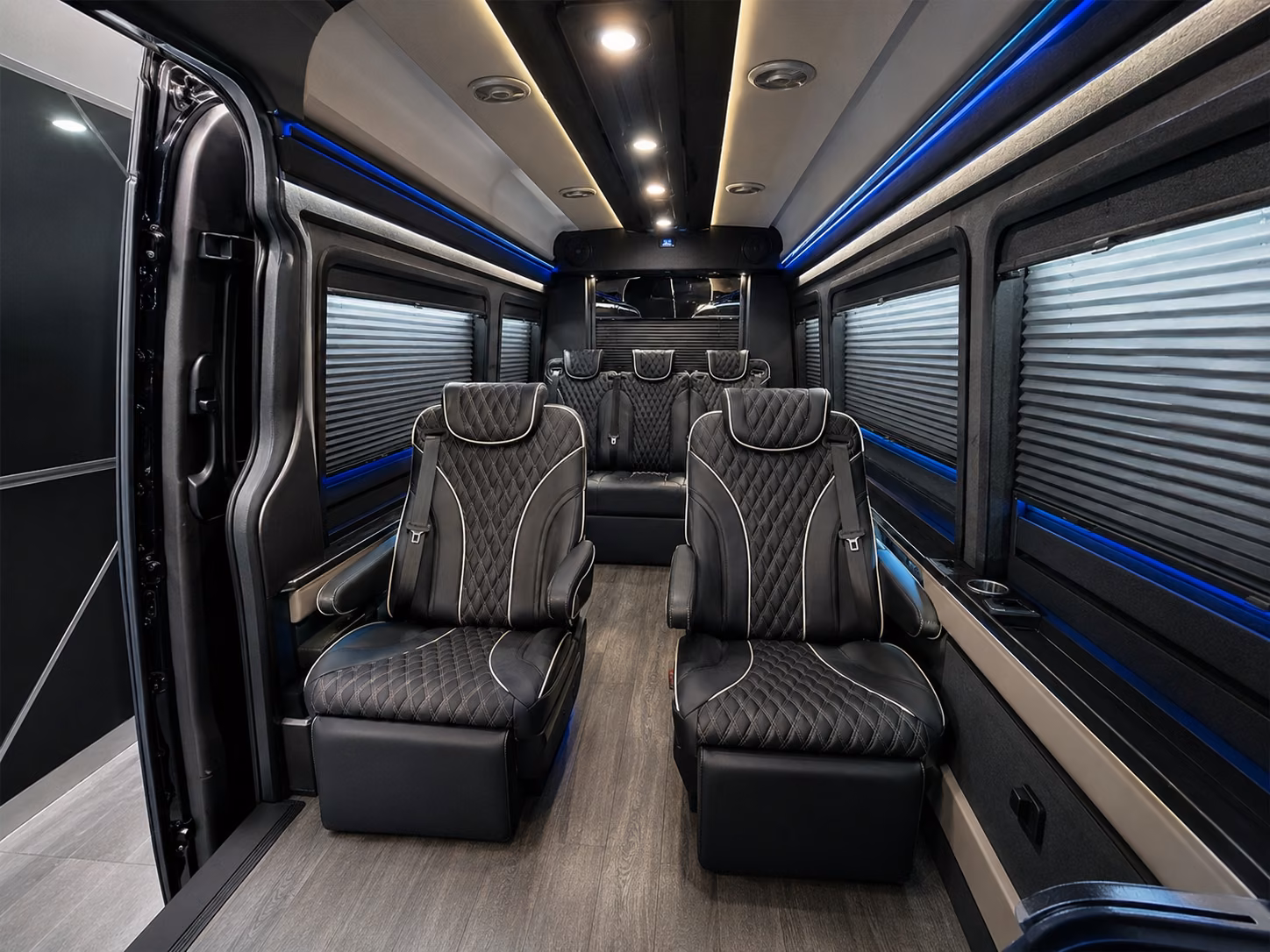 hollywood burbank airport bus rentals and shuttle services from the pomona area